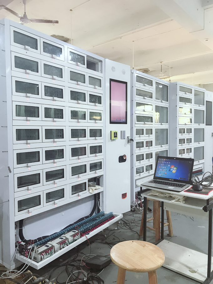 Automat zum Nachtisch CER Bescheinigung Soem 4 des Schließfach-1500W