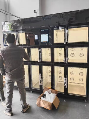 Blumenverkaufsautomaten zum Verkauf.